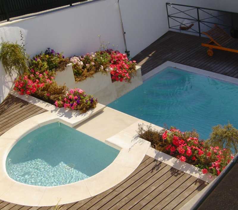 Piscina Exterior em Piscina Coimbra - Lordemao