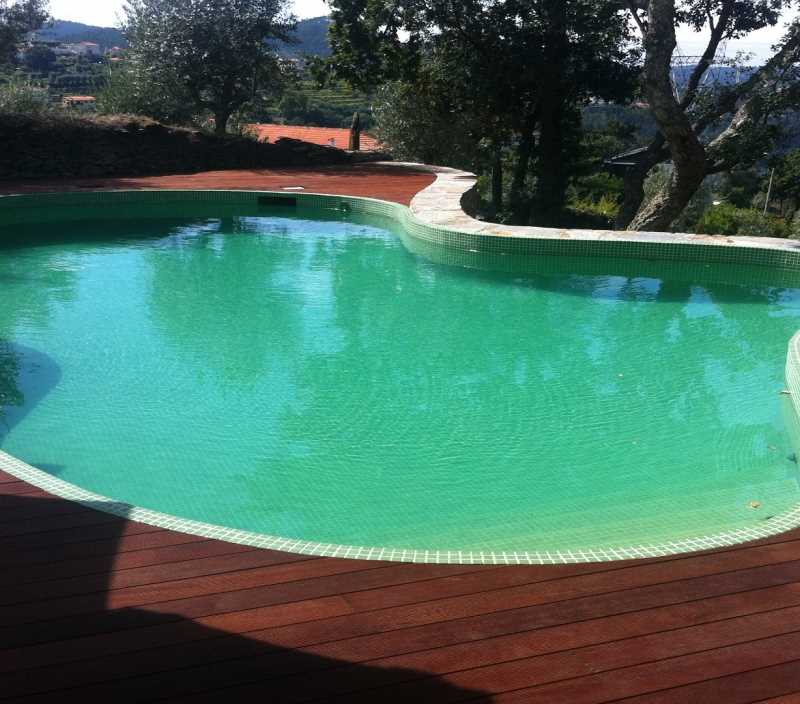 Piscina Exterior em Piscina Castelo de Paiva - Raiva