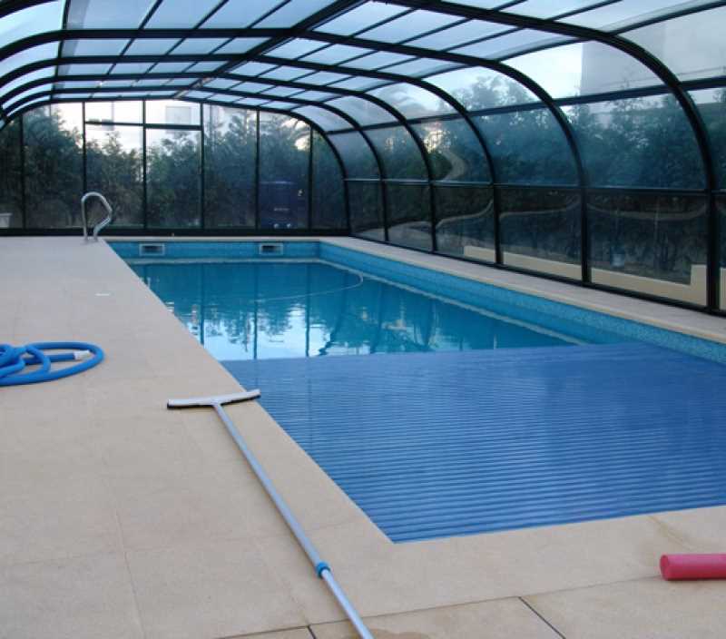 Piscina Interior em Piscina Maia