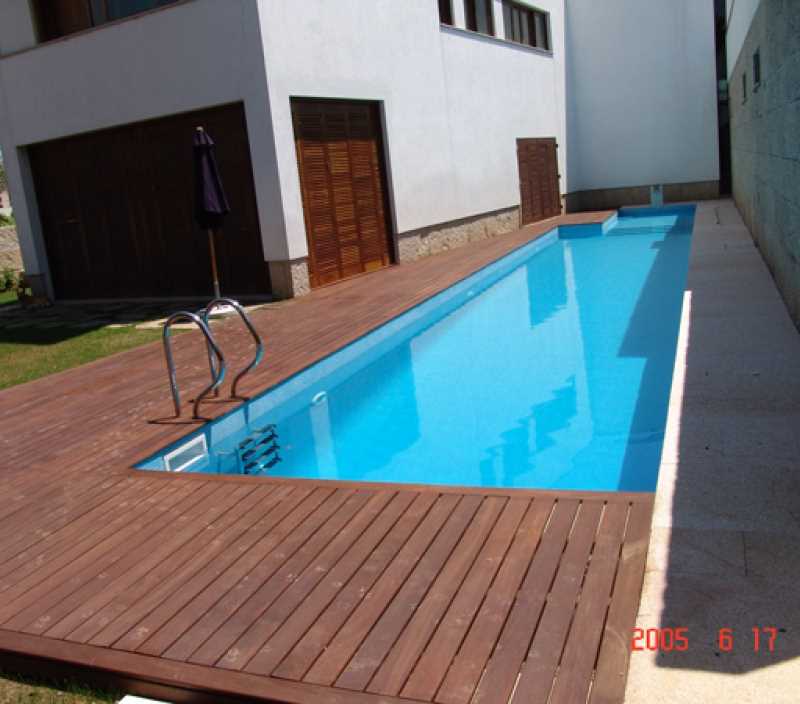 Piscina Exterior em Piscina Vila Real de Trás Os Montes