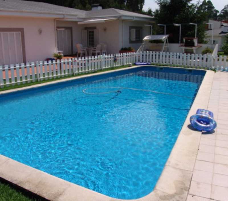 Piscina Exterior em Piscina Vila Nova de Gaia - Avintes