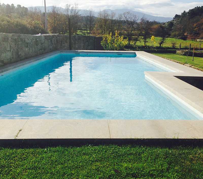 Piscina Exterior em Piscina Valongo